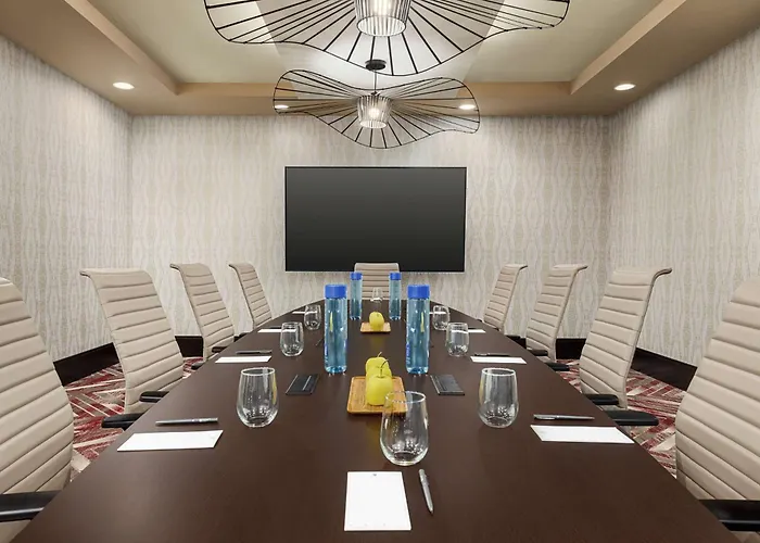 Embassy By Hilton 4*