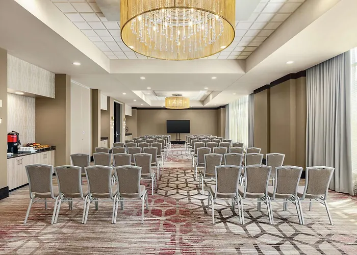 Hotel Embassy By Hilton 4*